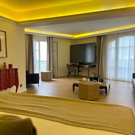 オテル デ グベルナール