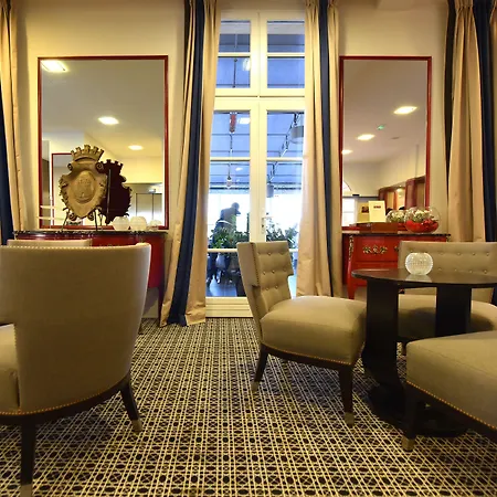 オテル デ グベルナール 4*