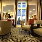 果沃内尔斯酒店 4*