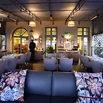 果沃内尔斯酒店 酒店