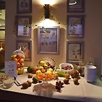 果沃内尔斯酒店 4*