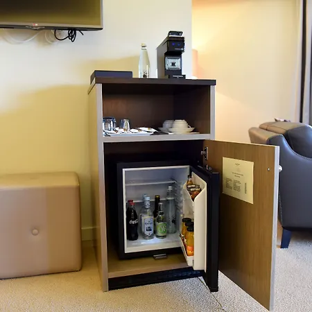 Des Gouverneurs 4* Μπαστιά