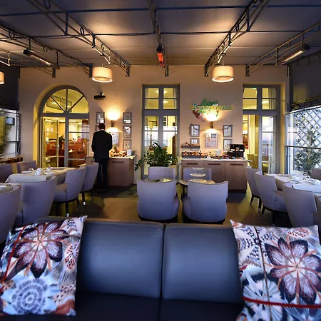 Des Gouverneurs Hotel