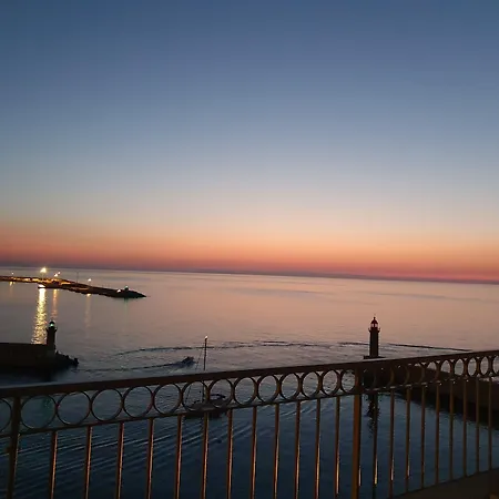 Ξενοδοχείο Des Gouverneurs 4*