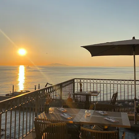 Hotel Des Gouverneurs 4*