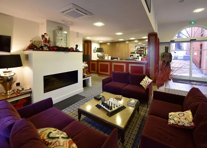 Des Gouverneurs Hotel