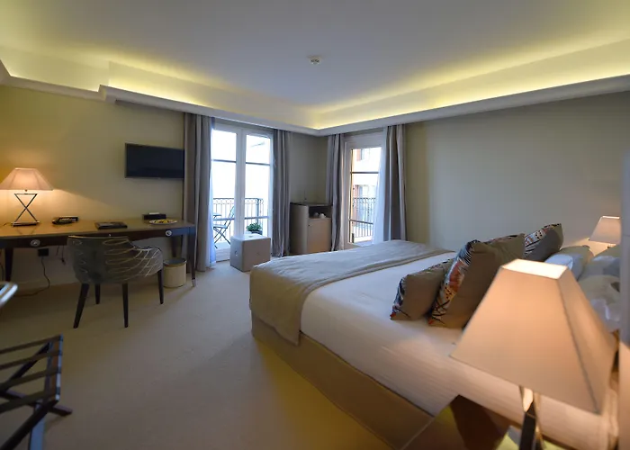 Des Gouverneurs Hotel