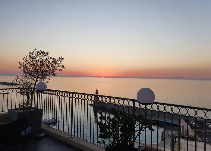 Hotel Des Gouverneurs 4*